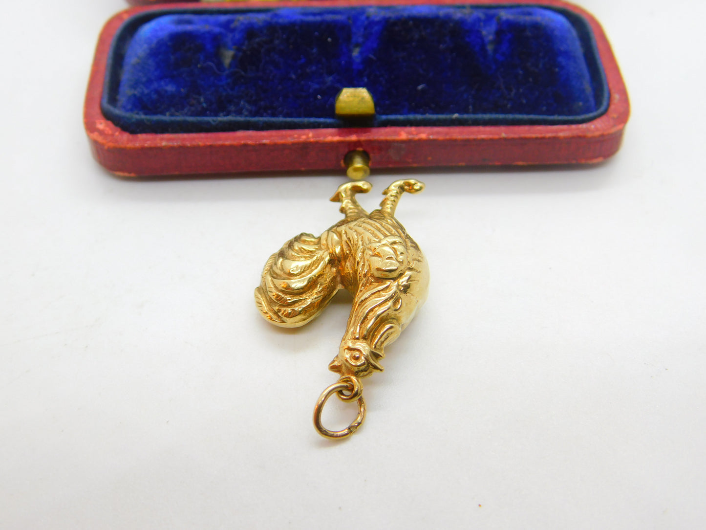 9ct Yellow Gold Proud Cockerel or Chicken Charm Pendant 1975 Birmingham Vintage