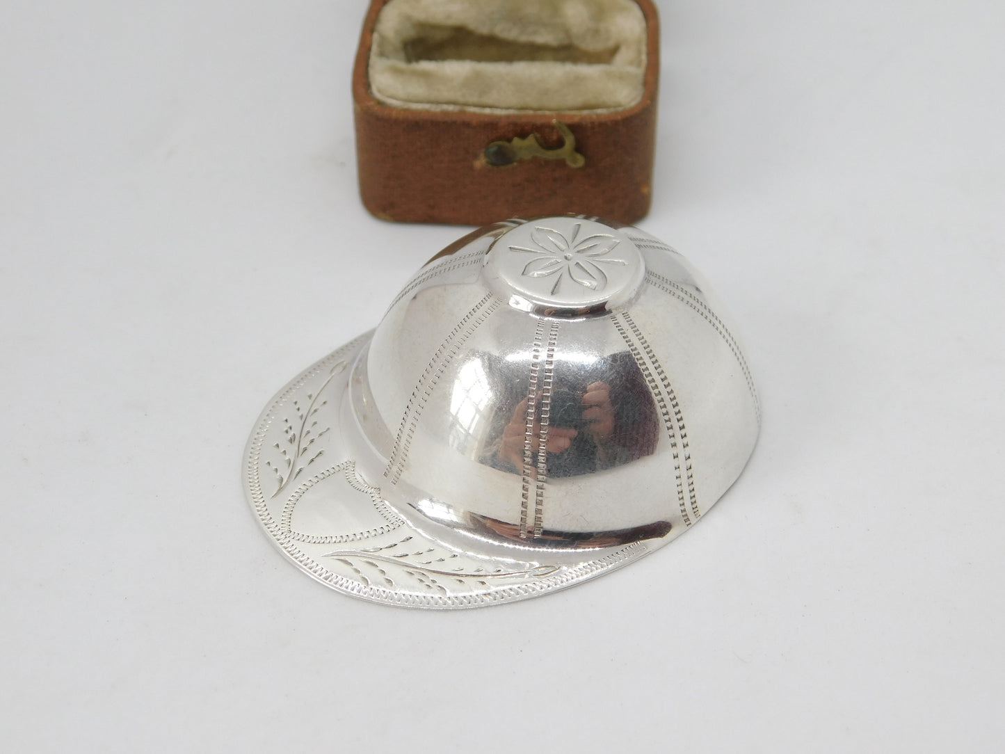 Sterling Silver Jockey Riding Hat Tea Caddy Spoon Vintage 1979 London