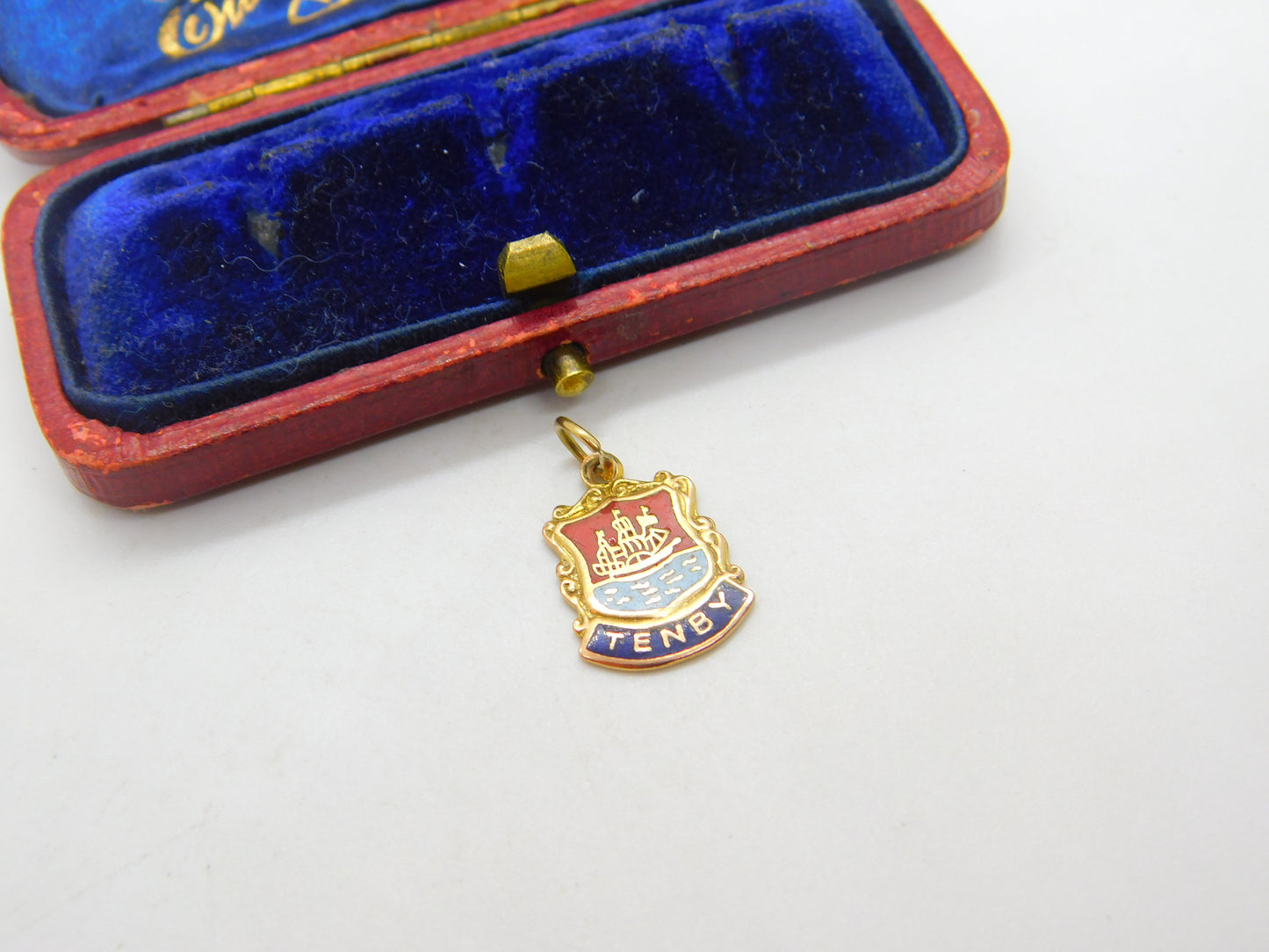 9ct Yellow Gold & Enamel Tenby Wales Souvenir Charm 1958 Mid-Century