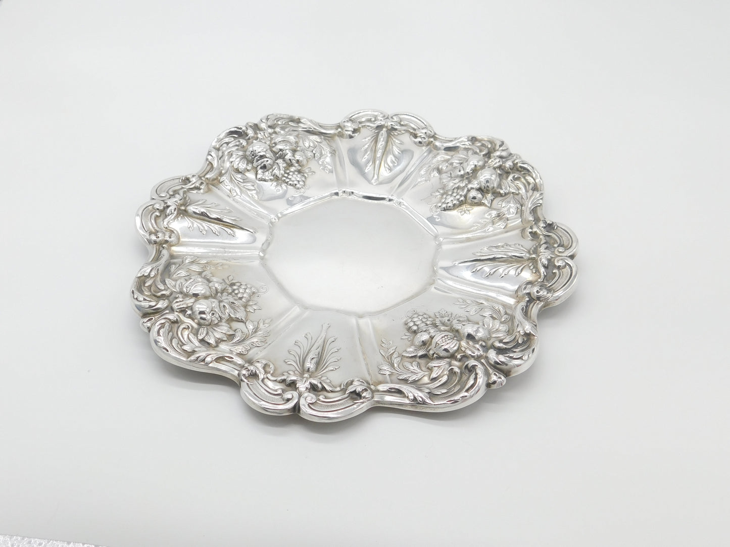 Large Reed & Barton Sterling Silver Floral Serving Platter Dish 1954 Mid-Century American