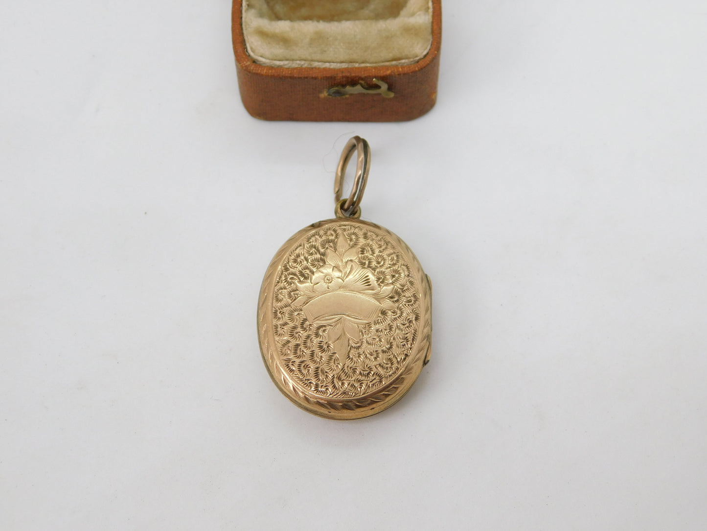 Victorian 9ct Yellow Gold Back & Front Floral Locket Pendant Antique c1880