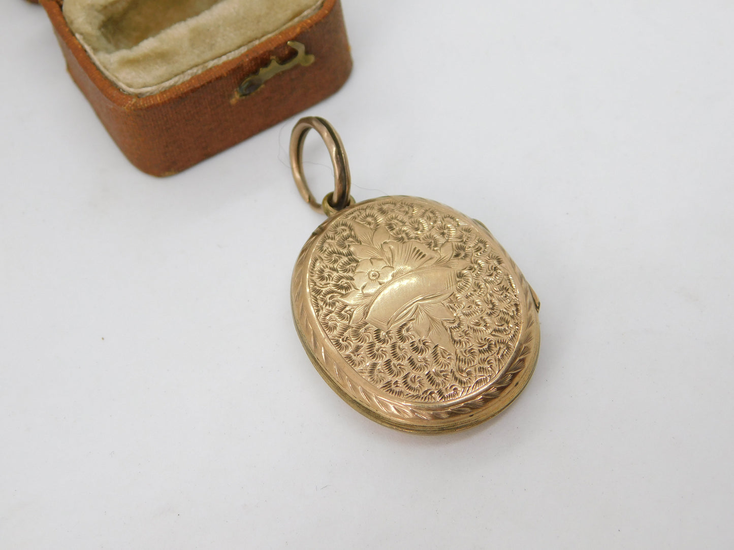 Victorian 9ct Yellow Gold Back & Front Floral Locket Pendant Antique c1880