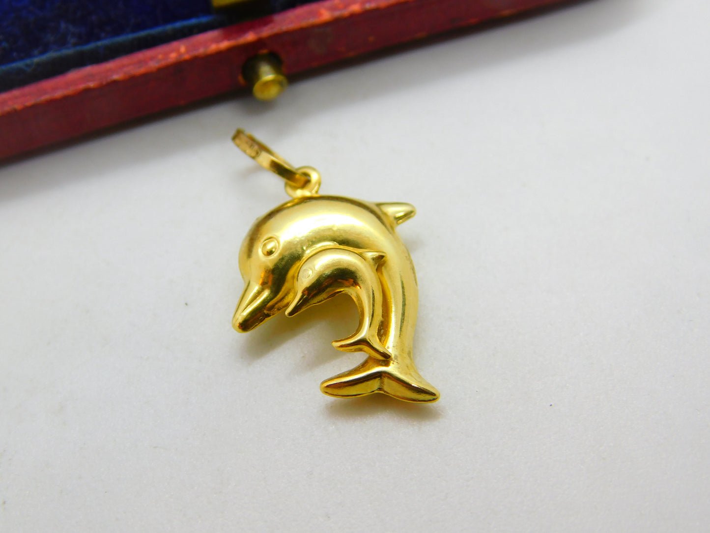 9ct Yellow Gold Mother & Baby Dolphin Charm Pendant Vintage c1970