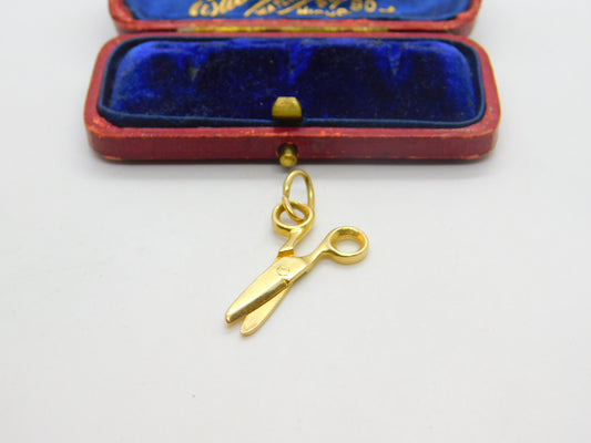 9ct Yellow Gold Pair of Scissors Charm Pendant Vintage c1970 Articulated