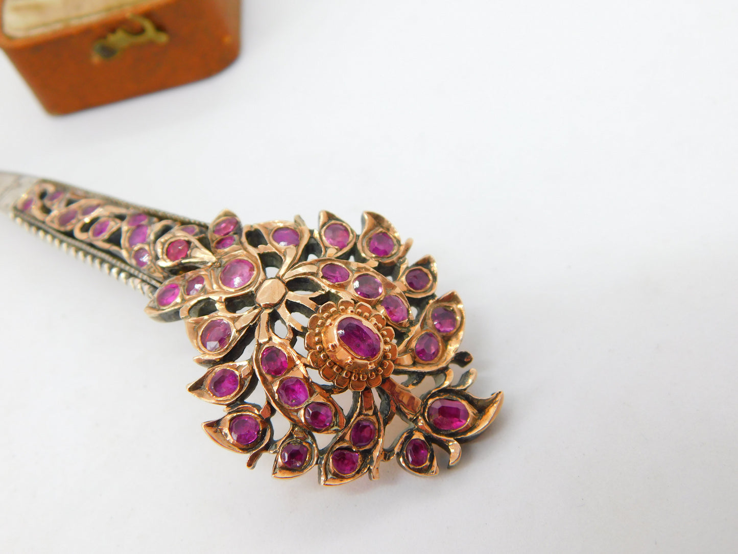 18th Century Mughal Sterling Silver Gilt Natural 2ct Ruby Turban Pin Brooch