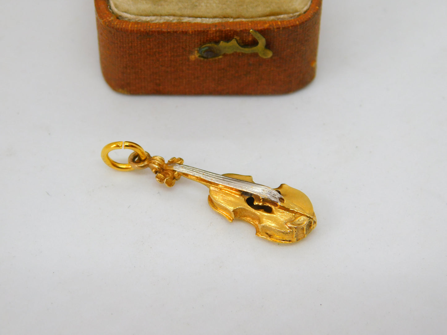 CHIM 9ct Yellow Gold Violin Musical Charm Pendant Vintage 1969 London