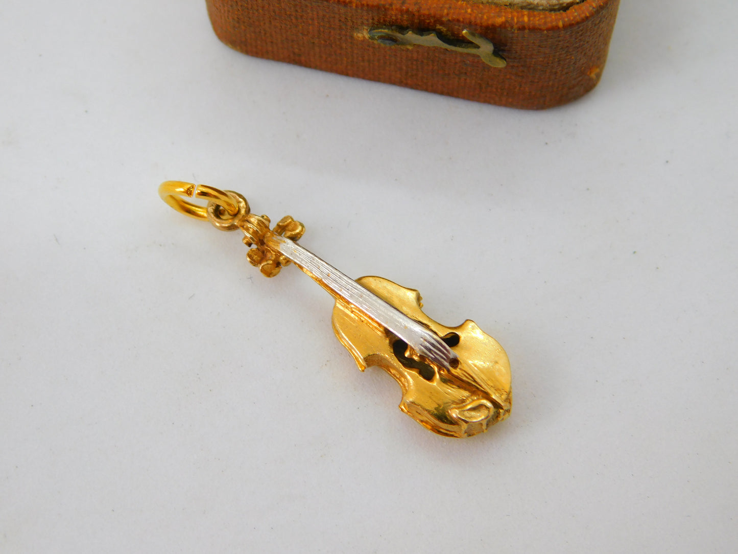 CHIM 9ct Yellow Gold Violin Musical Charm Pendant Vintage 1969 London