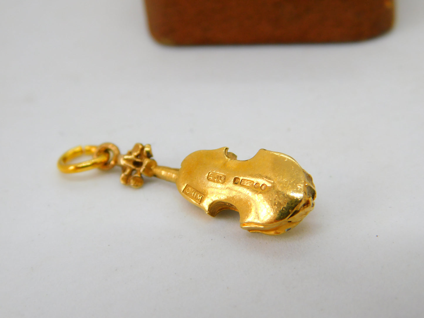 CHIM 9ct Yellow Gold Violin Musical Charm Pendant Vintage 1969 London