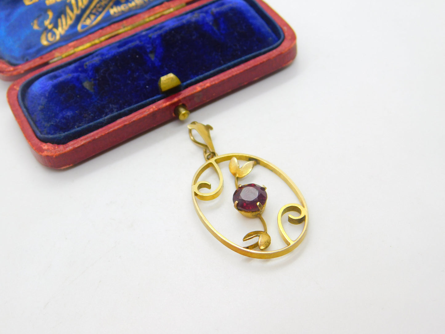 Edwardian 9ct Gold & Garnet Set Floral Pattern Lavalier Drop Pendant c1910