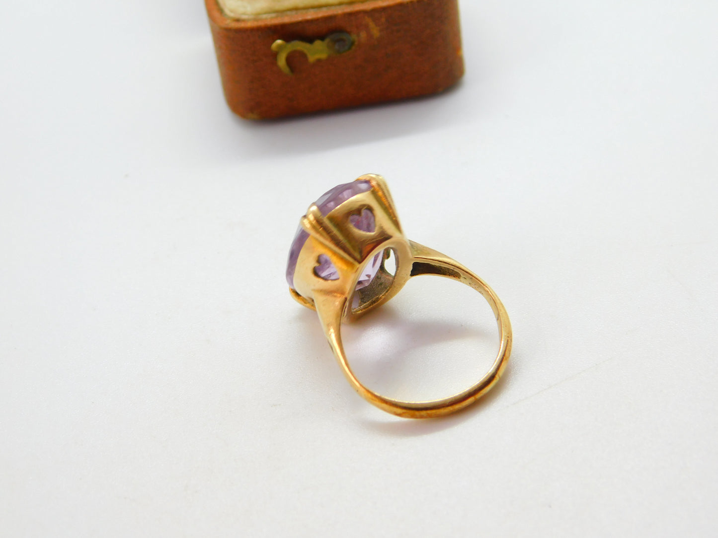 9ct Yellow Gold & Purple Amethyst Cocktail Statement Ring 1989 Birmingham