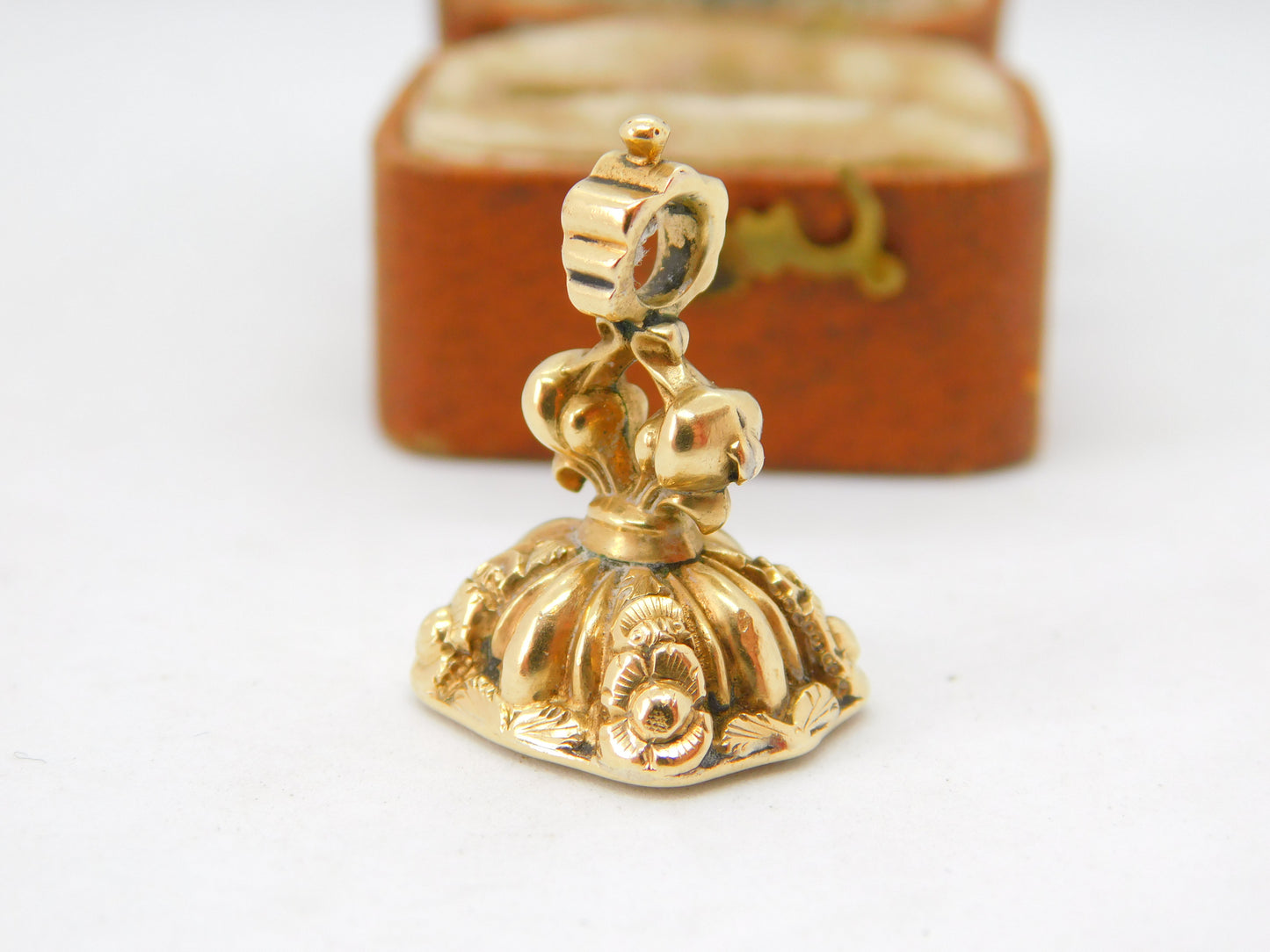 Victorian 9ct Yellow Gold Bloodstone Seal Fob Pendant Antique c1880