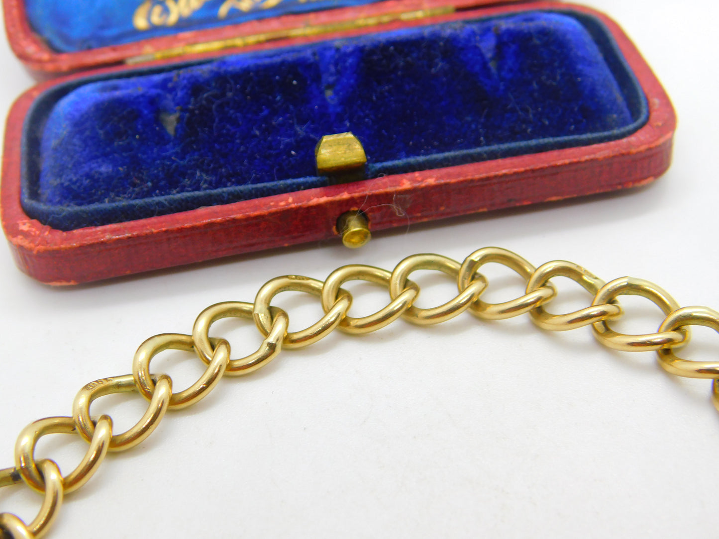 Chunky 9ct Yellow Gold Charm Bracelet with Heart Lock Clasp 1975 Birmingham