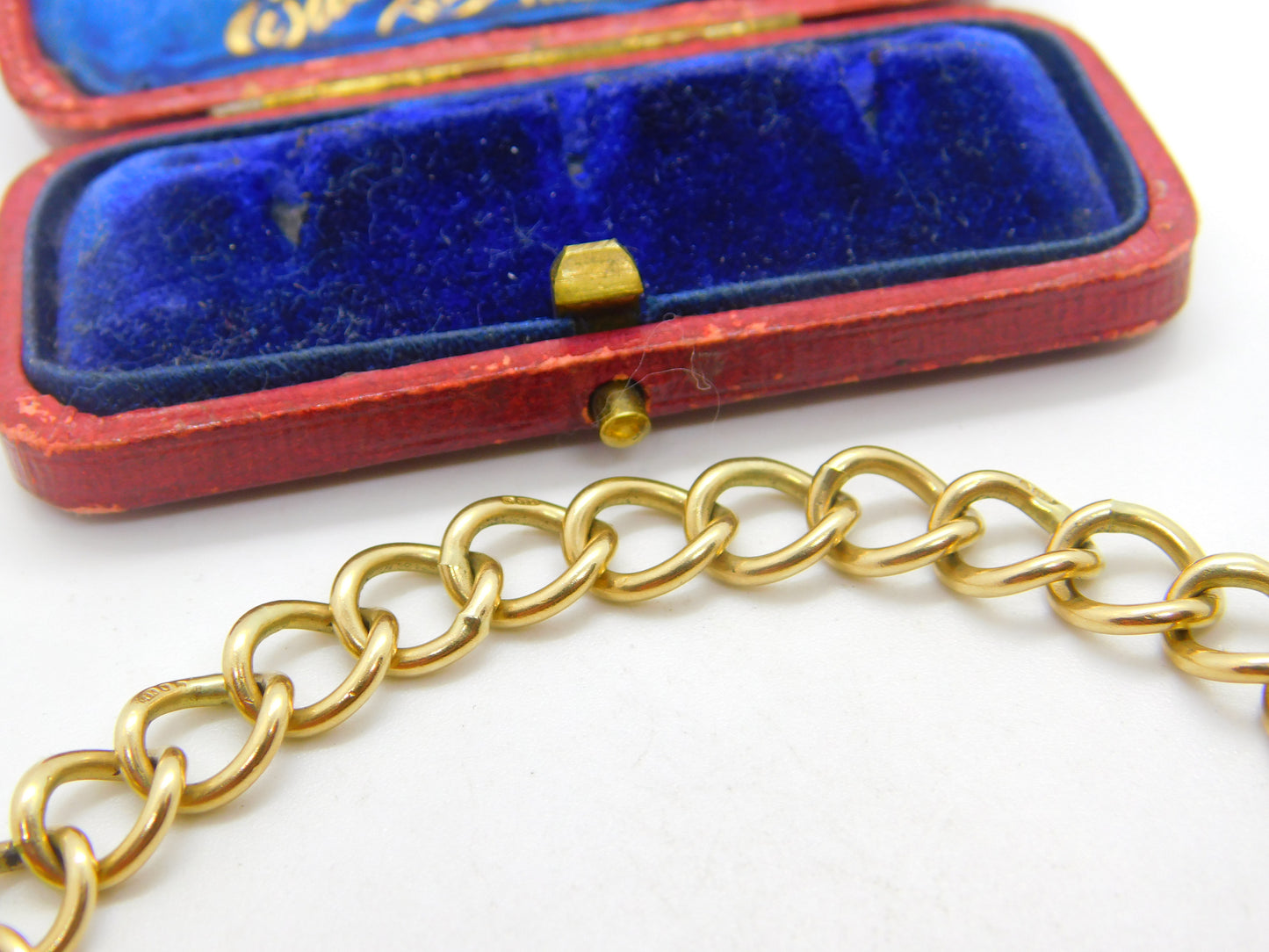 Chunky 9ct Yellow Gold Charm Bracelet with Heart Lock Clasp 1975 Birmingham