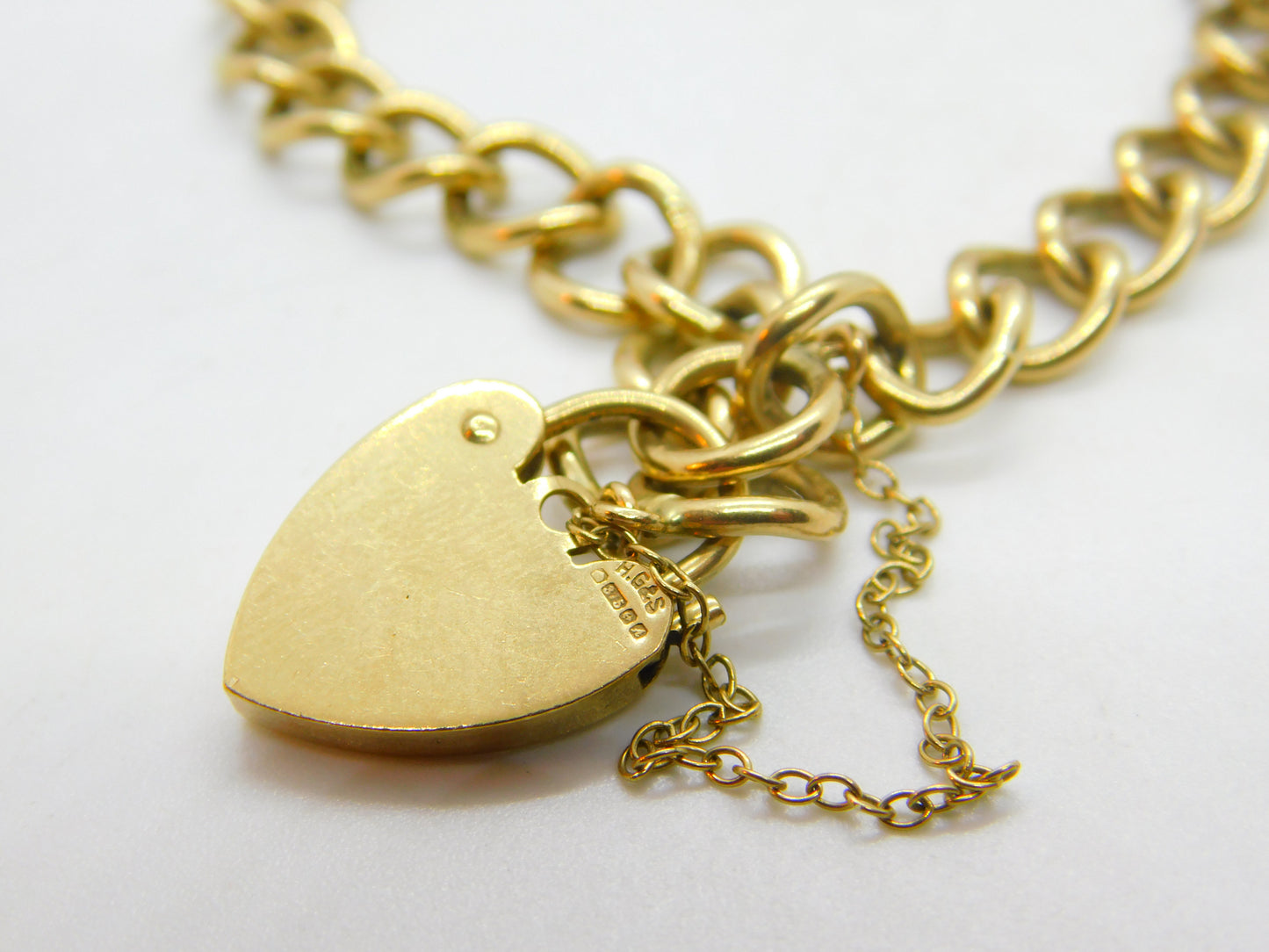 Chunky 9ct Yellow Gold Charm Bracelet with Heart Lock Clasp 1975 Birmingham