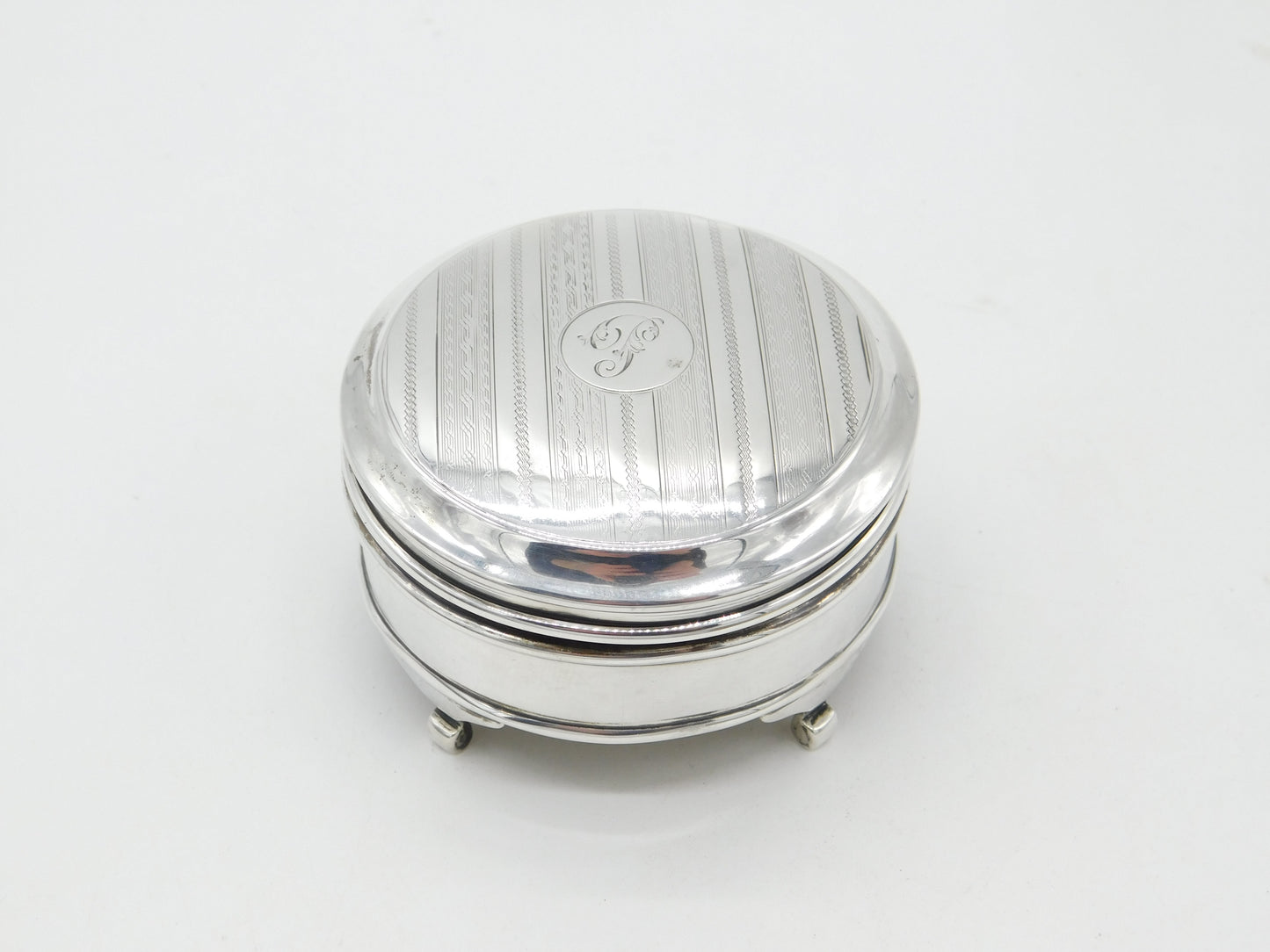 Sterling Silver 'P' Initial Circular Jewellery Box Antique 1918 Birmingham Deco