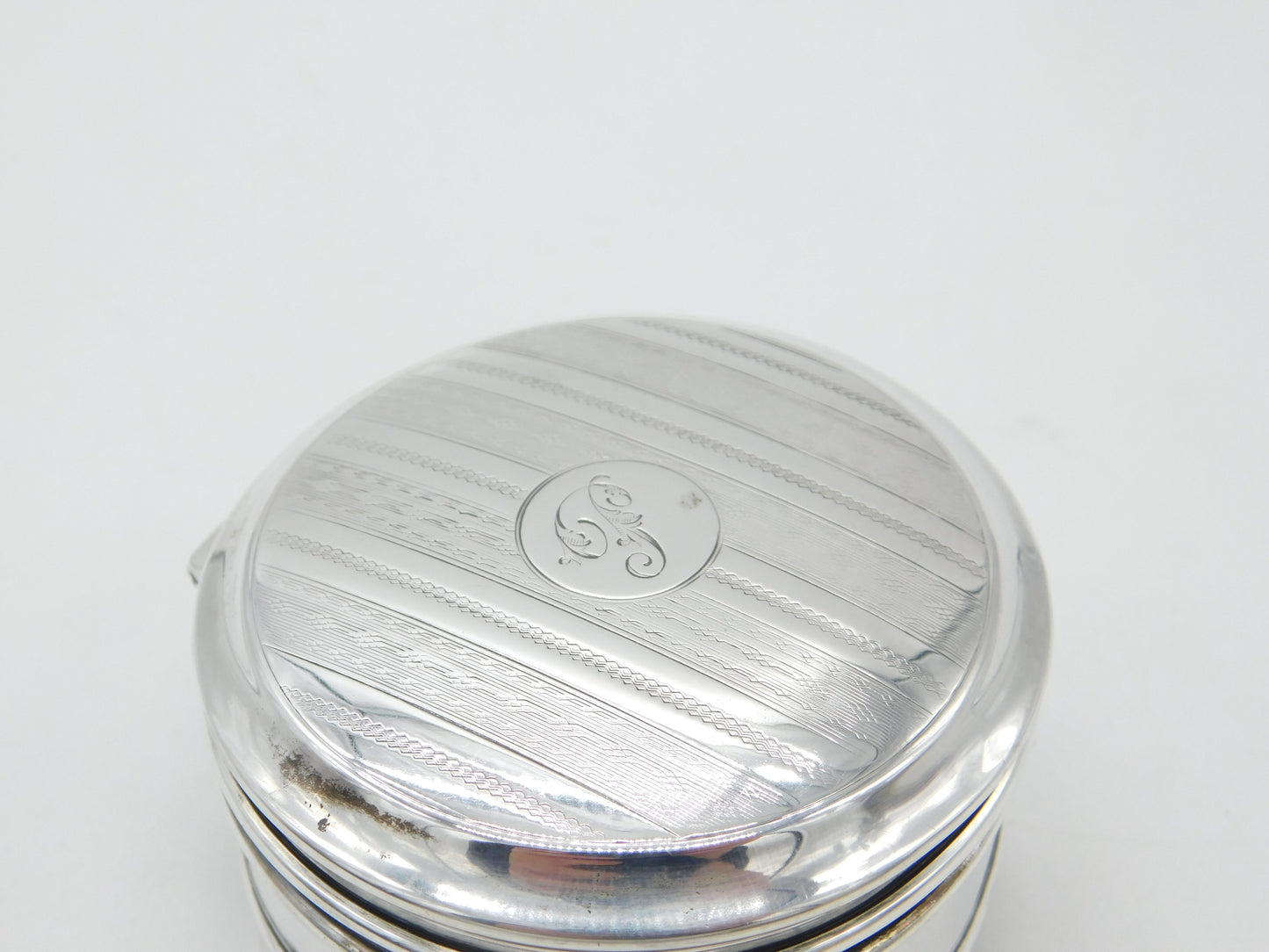 Sterling Silver 'P' Initial Circular Jewellery Box Antique 1918 Birmingham Deco