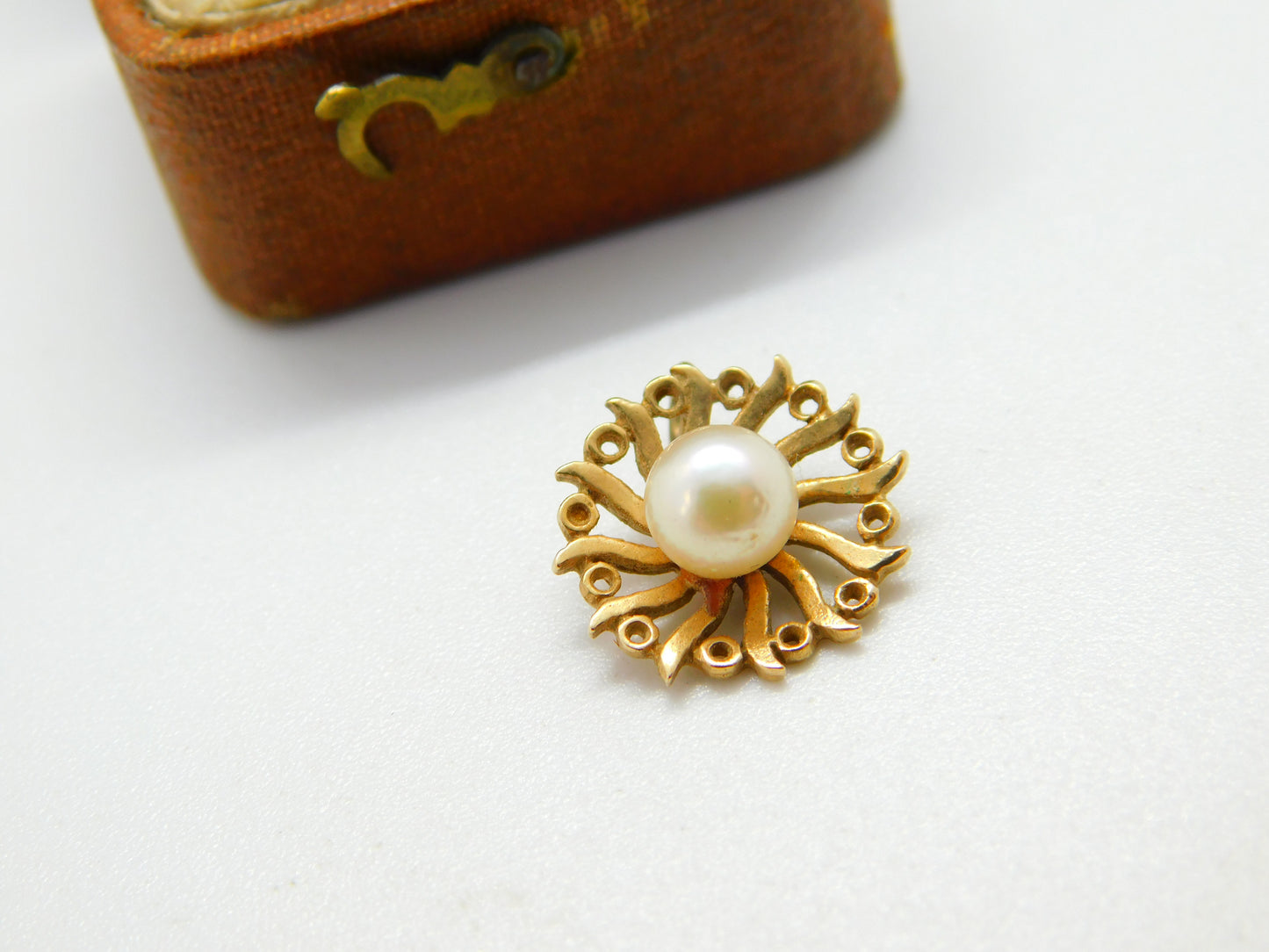 9ct Yellow Gold & Pearl Set Sunburst Style Drop Pendant Vintage Birmingham c1970