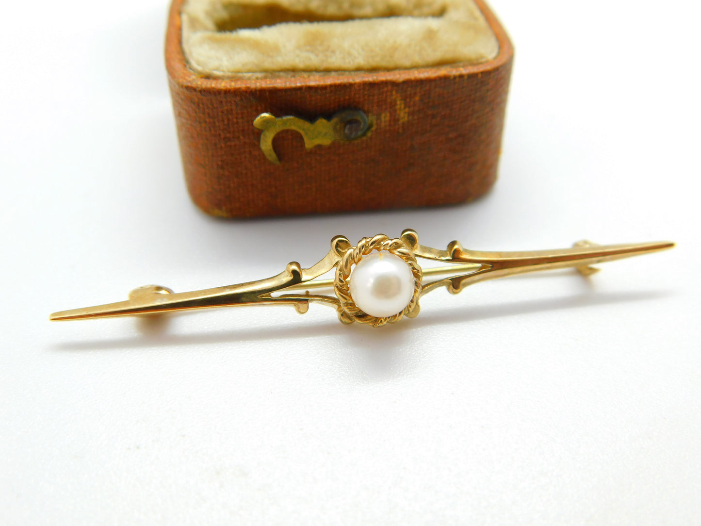 9ct Yellow Gold & Pearl Set Sweetheart Bar Brooch Antique c1930 Art Deco