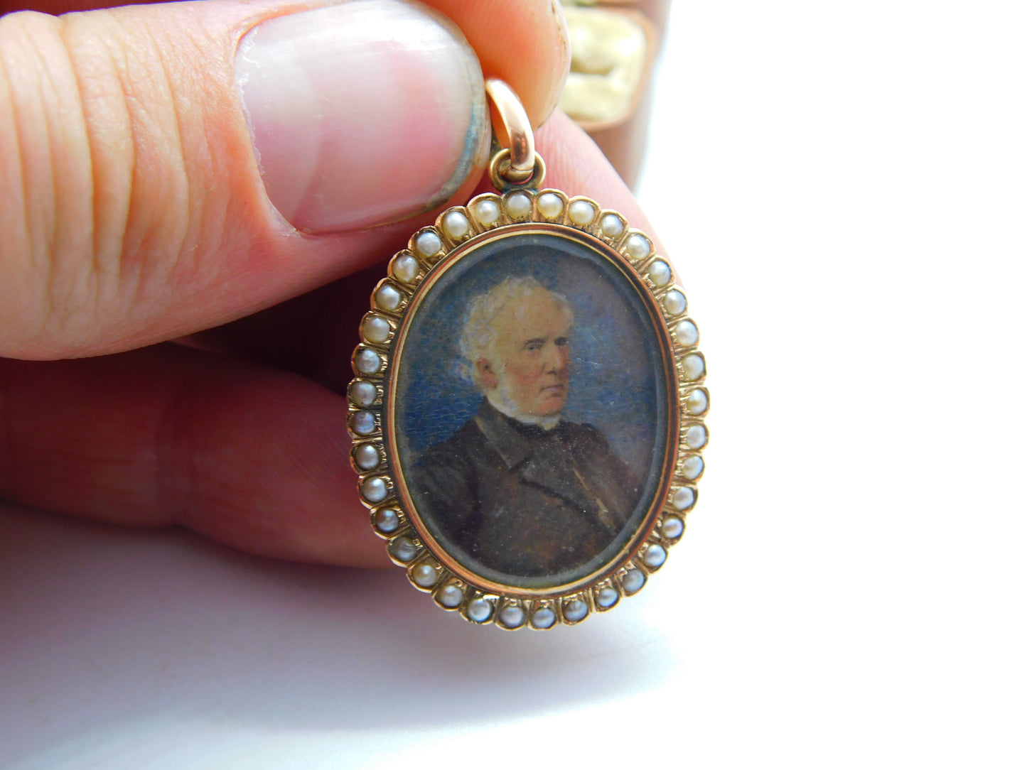 Georgian 15ct Gold, Watercolour Miniature & Hair Plait Mourning Locket c1790