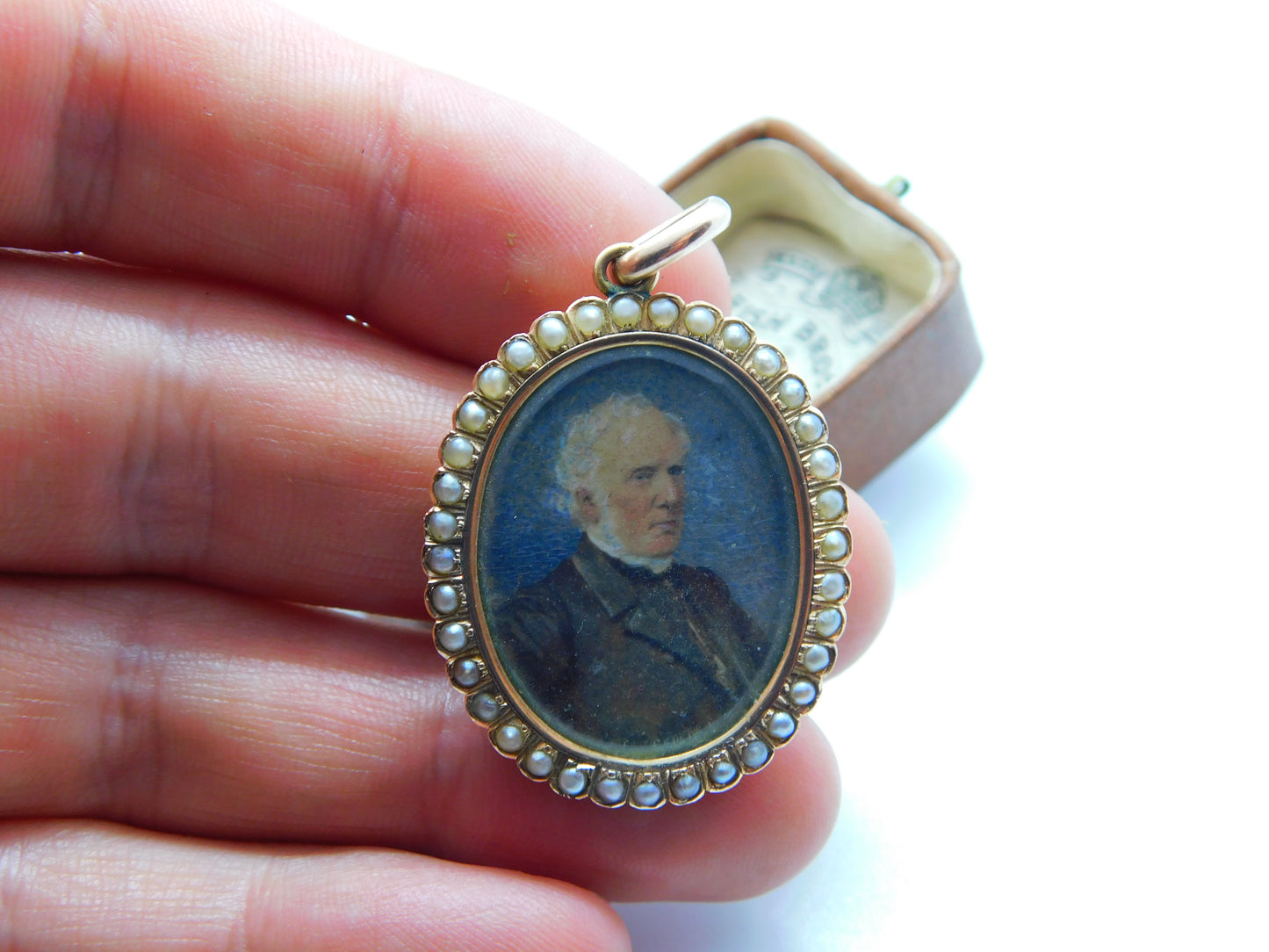 Georgian 15ct Gold, Watercolour Miniature & Hair Plait Mourning Locket c1790