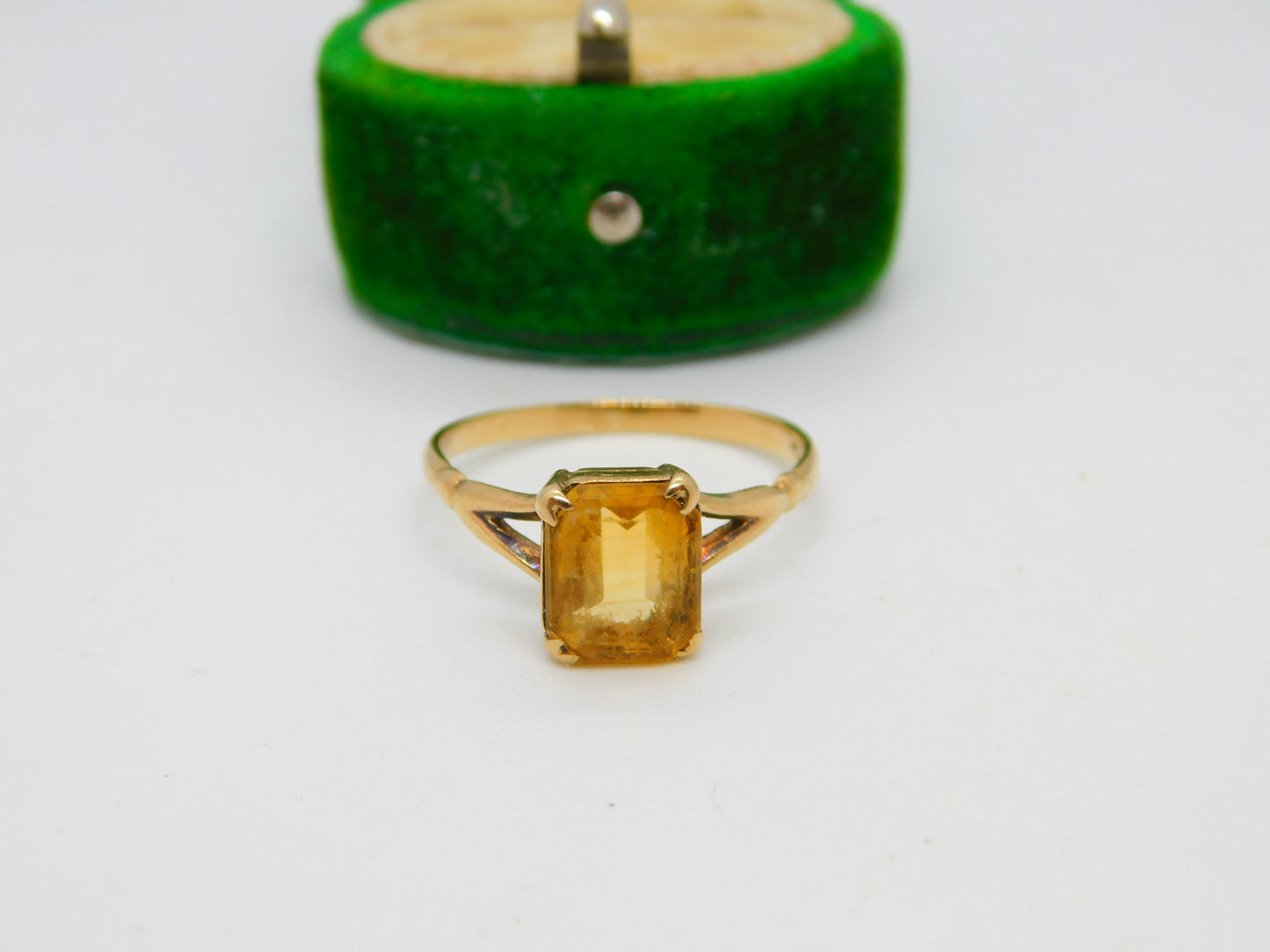 9ct Yellow Gold & Emerald Cut Citrine Dress Ring Vintage c1960 Size R UK