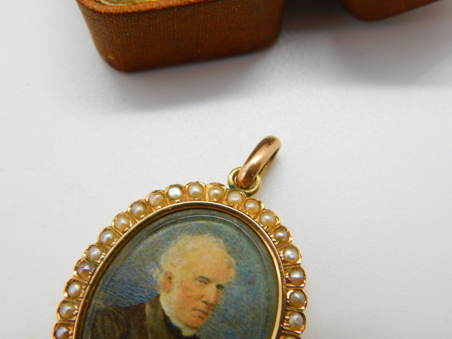 Georgian 15ct Gold, Watercolour Miniature & Hair Plait Mourning Locket c1790