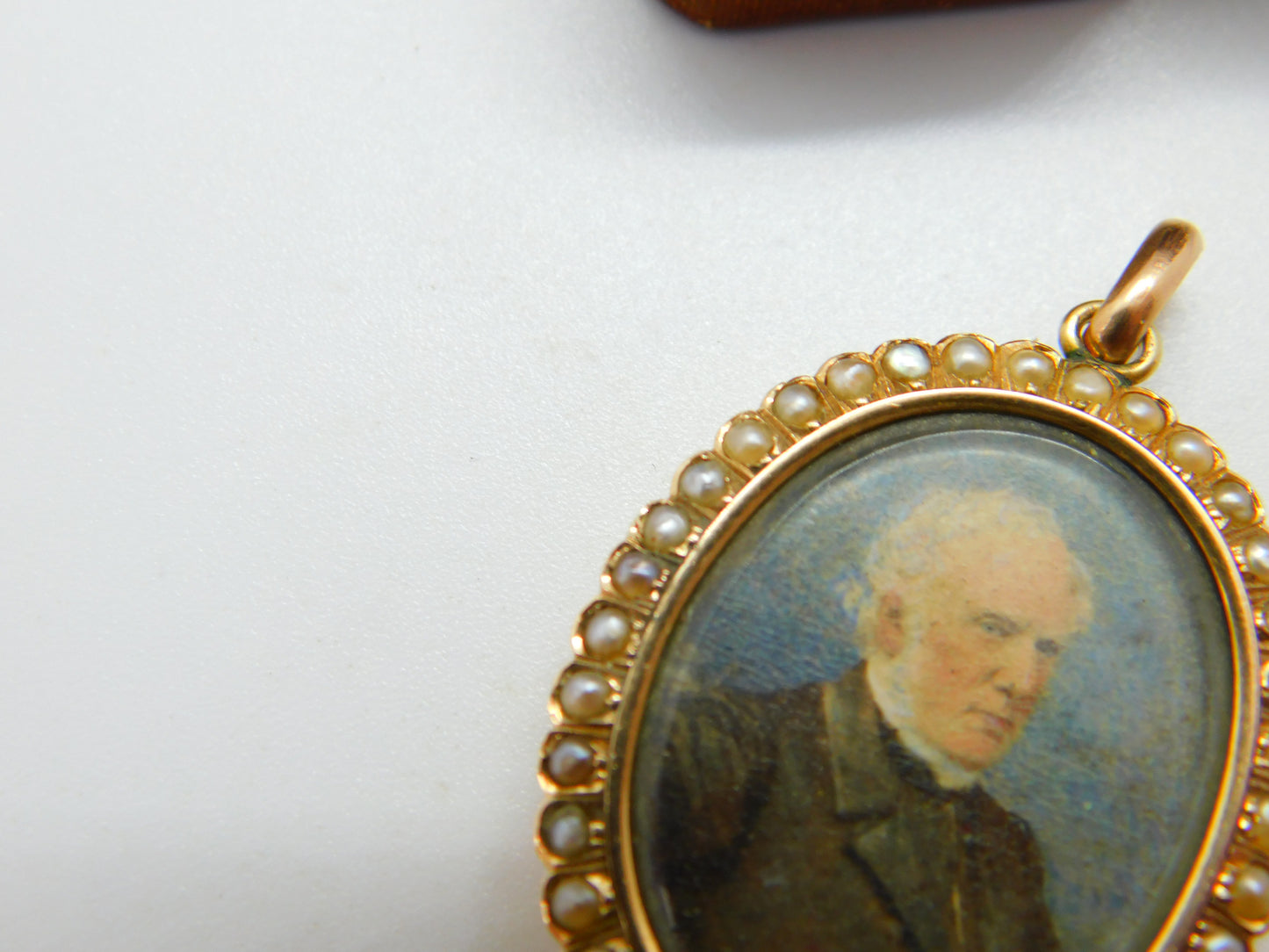 Georgian 15ct Gold, Watercolour Miniature & Hair Plait Mourning Locket c1790