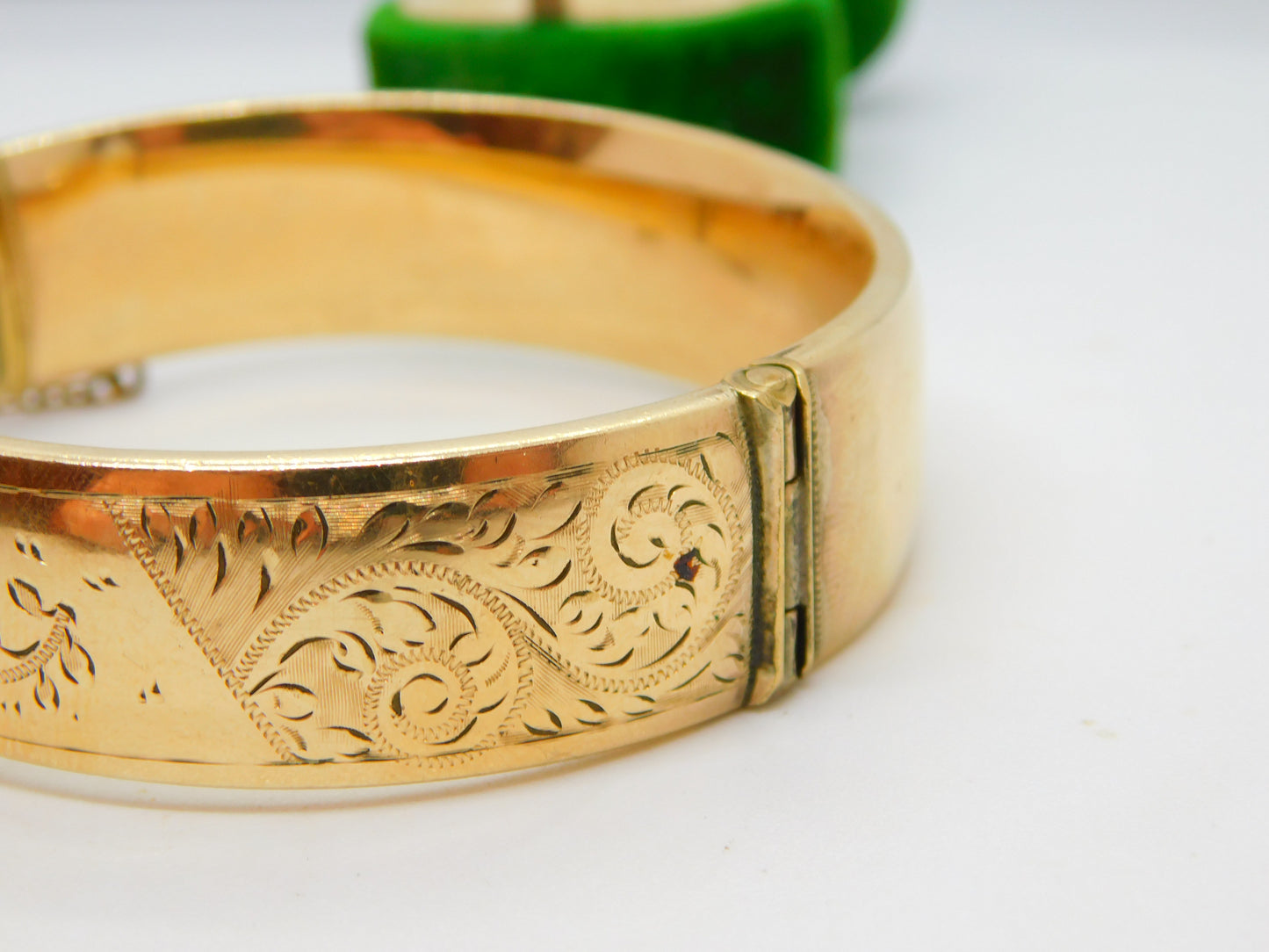 9ct Yellow Gold on Metal Core Floral Cuff Bangle Bracelet Antique c1930 Art Deco