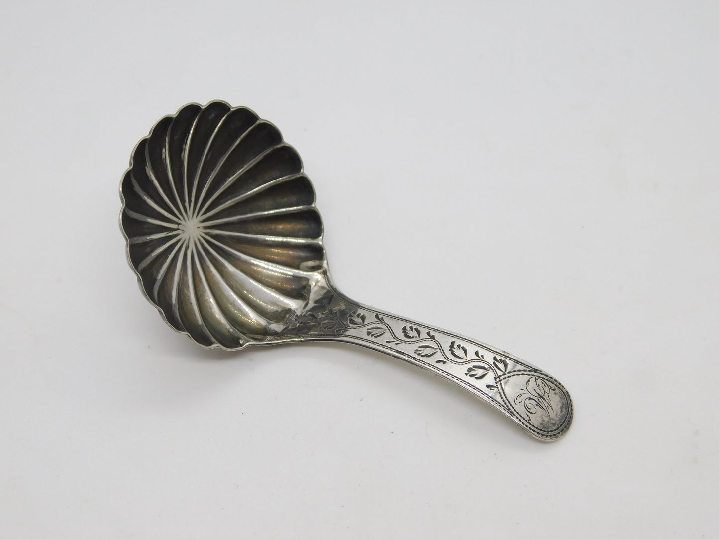 George III Sterling Silver Bright Cut Shell Bowl Tea Caddy Spoon 1802 Birmingham