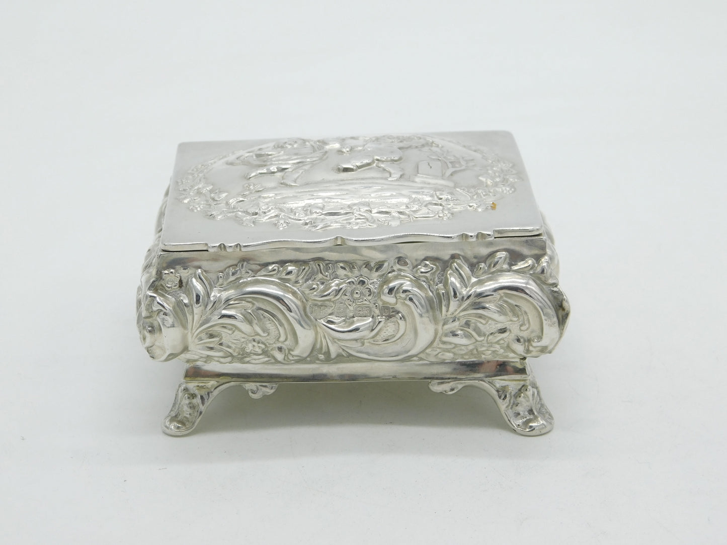 Victorian Sterling Silver Cherub Pattern Jewellery Box Antique 1901 Birmingham