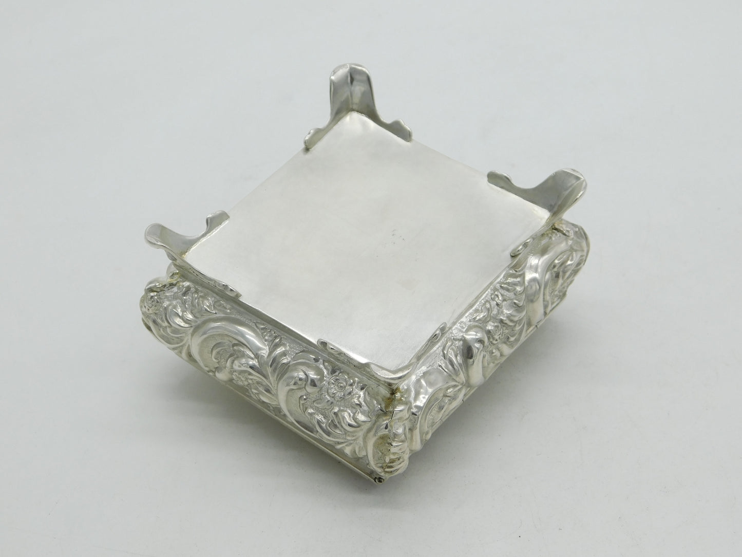 Victorian Sterling Silver Cherub Pattern Jewellery Box Antique 1901 Birmingham