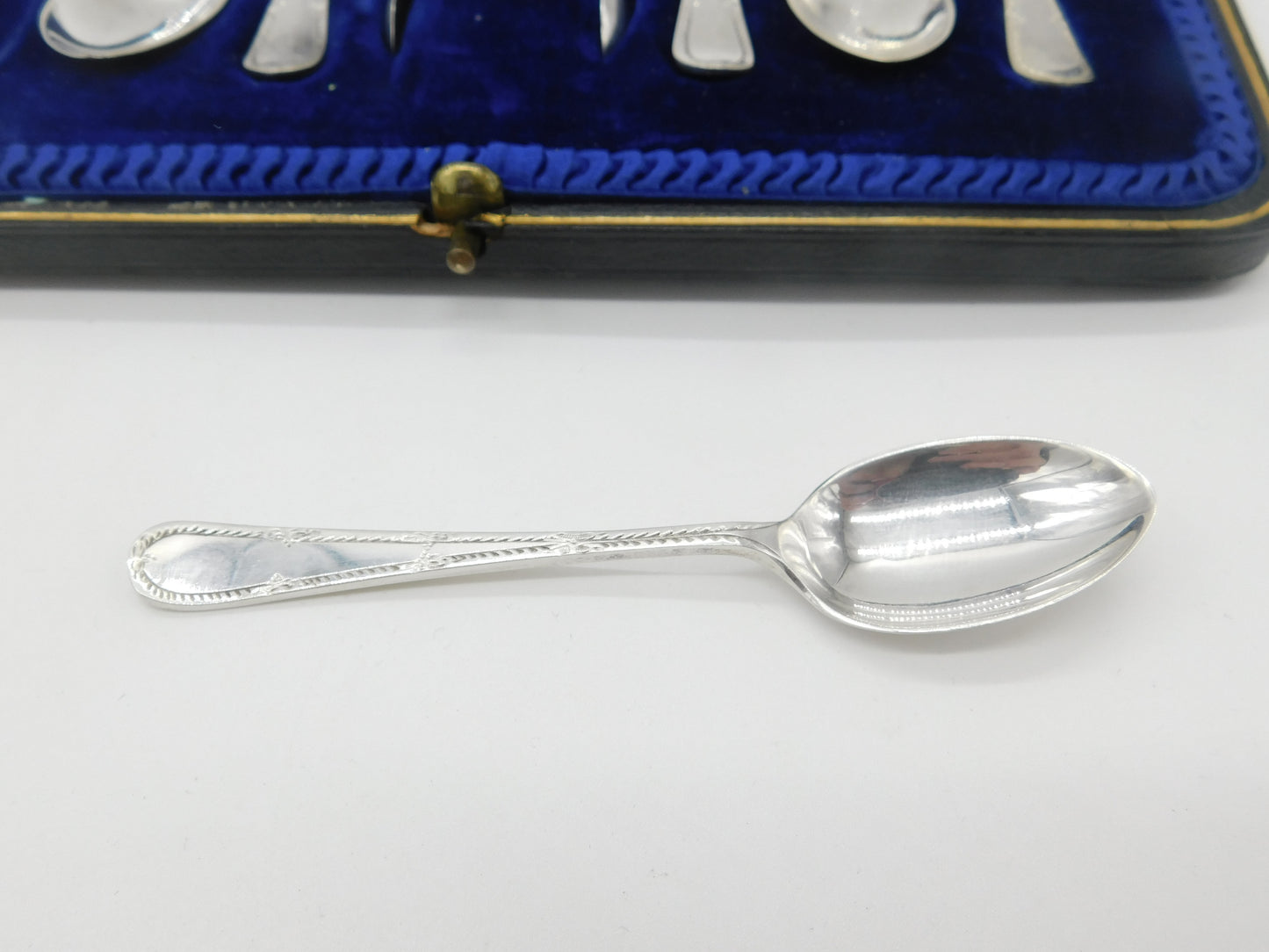 Boxed Set of Sterling Silver Tea Spoons & Tongs Antique 1915 Sheffield Art Deco