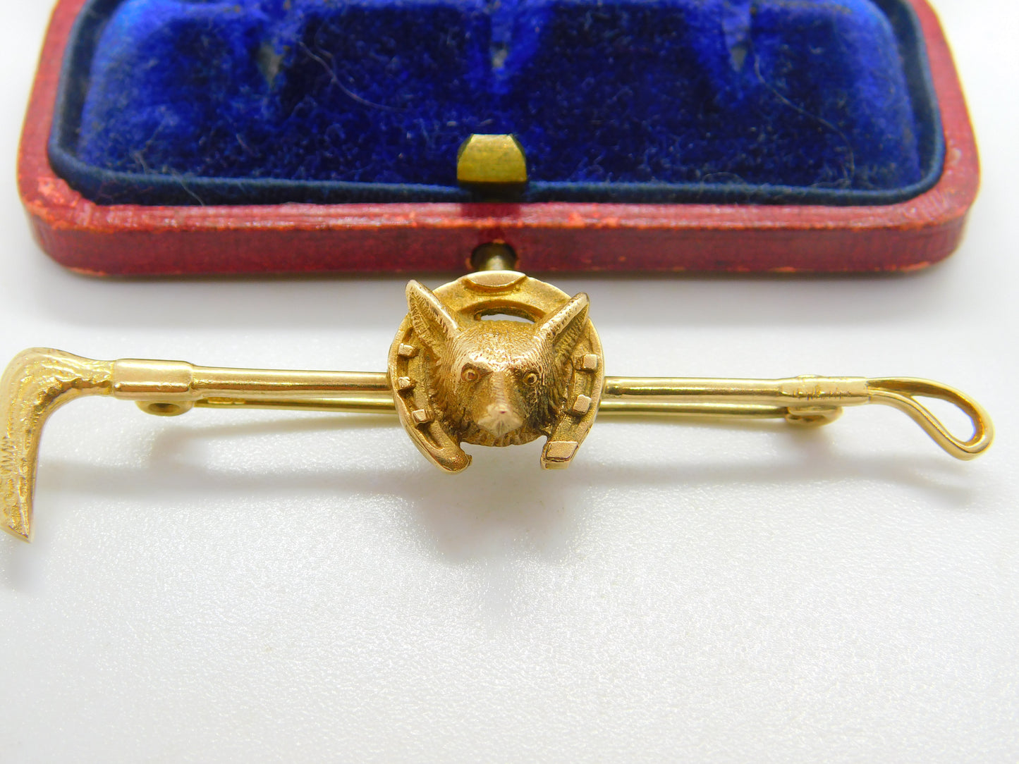 9ct Yellow Gold Fox Mask & Crop Stock Pin Brooch Vintage 1971 Birmingham