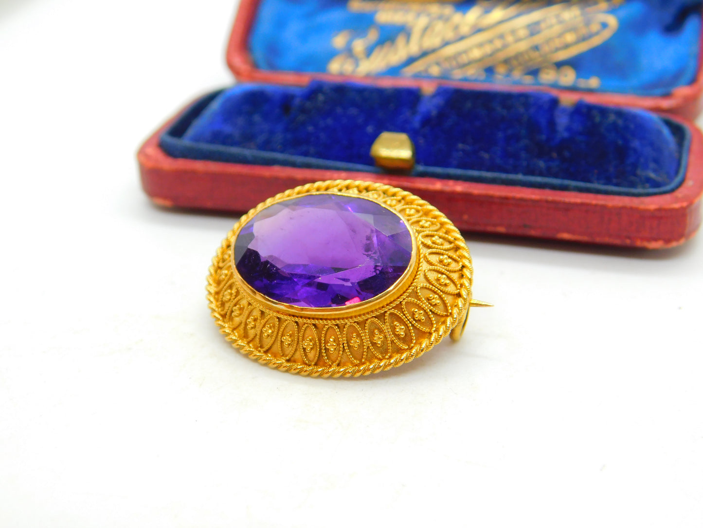 Victorian 18ct Yellow Gold & Amethyst Set Etruscan Style Brooch Antique c1880