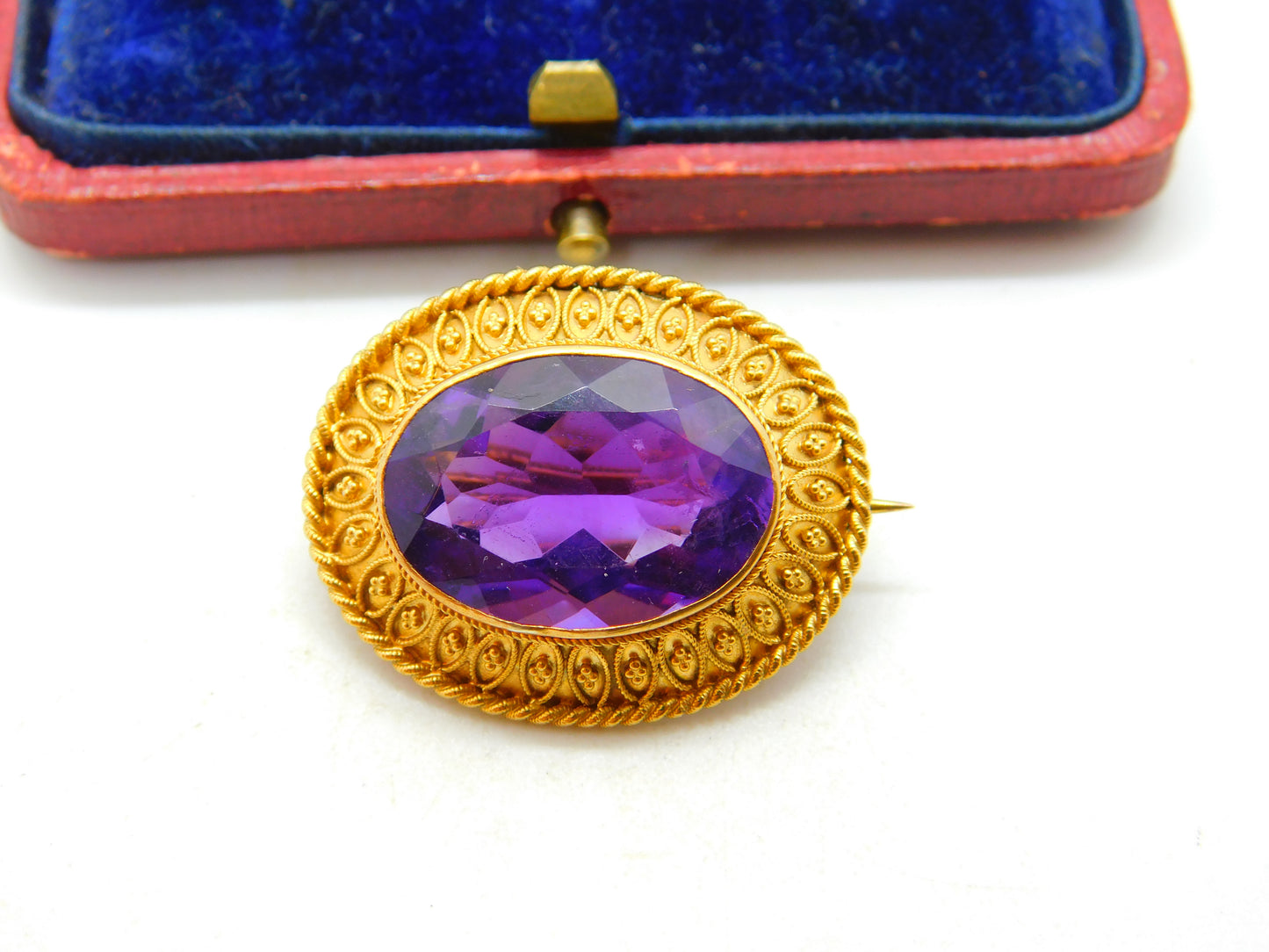 Victorian 18ct Yellow Gold & Amethyst Set Etruscan Style Brooch Antique c1880