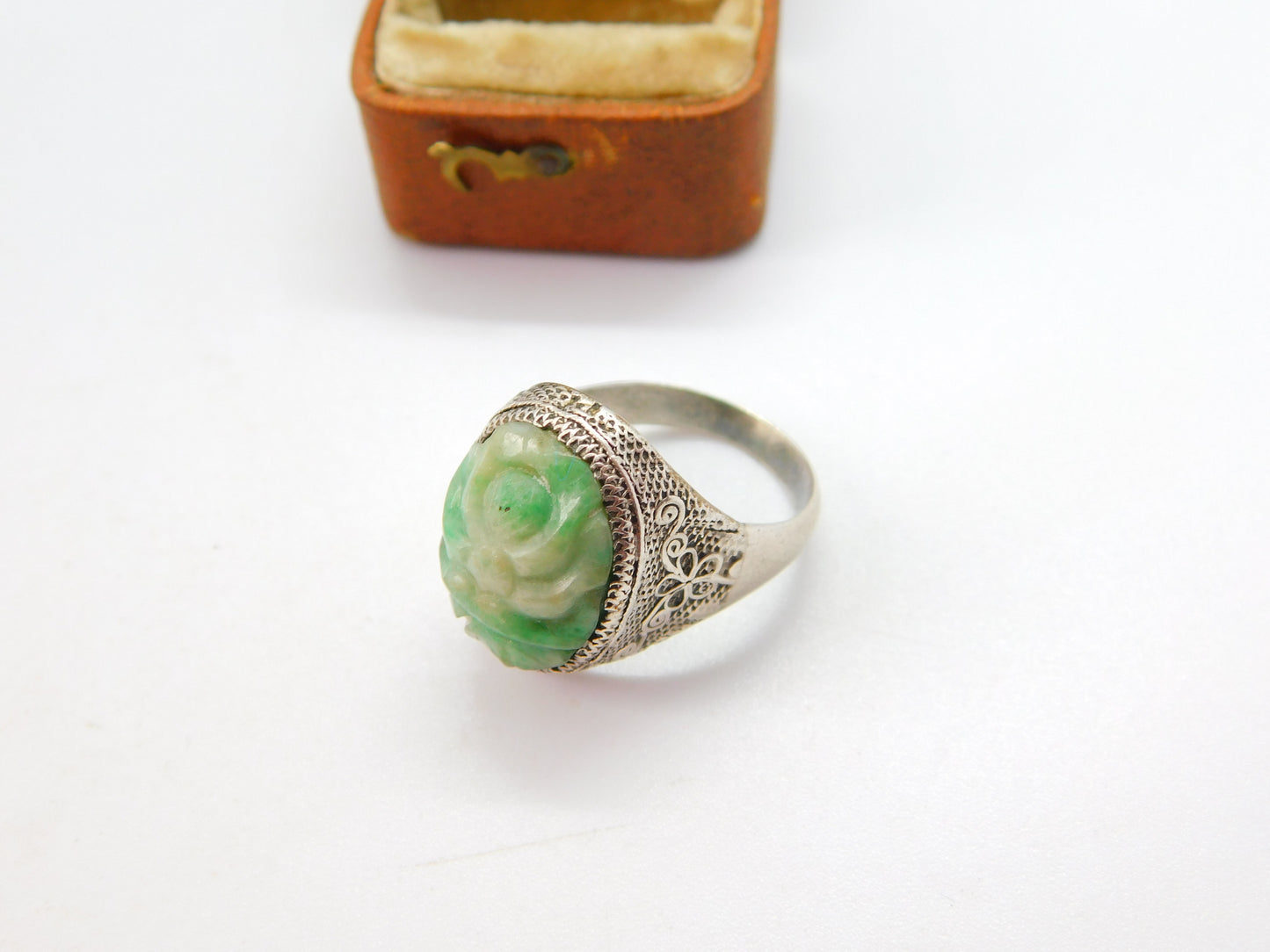 Qing Period Chinese Sterling Silver & Apple Green Carved Jade Signet Ring c1880