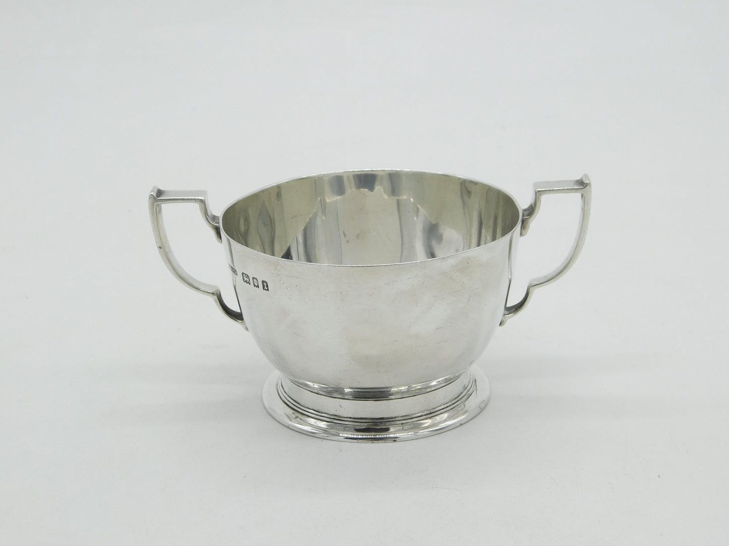 Asprey & Co. Sterling Silver Trophy Cup Antique 1934 London Art Deco