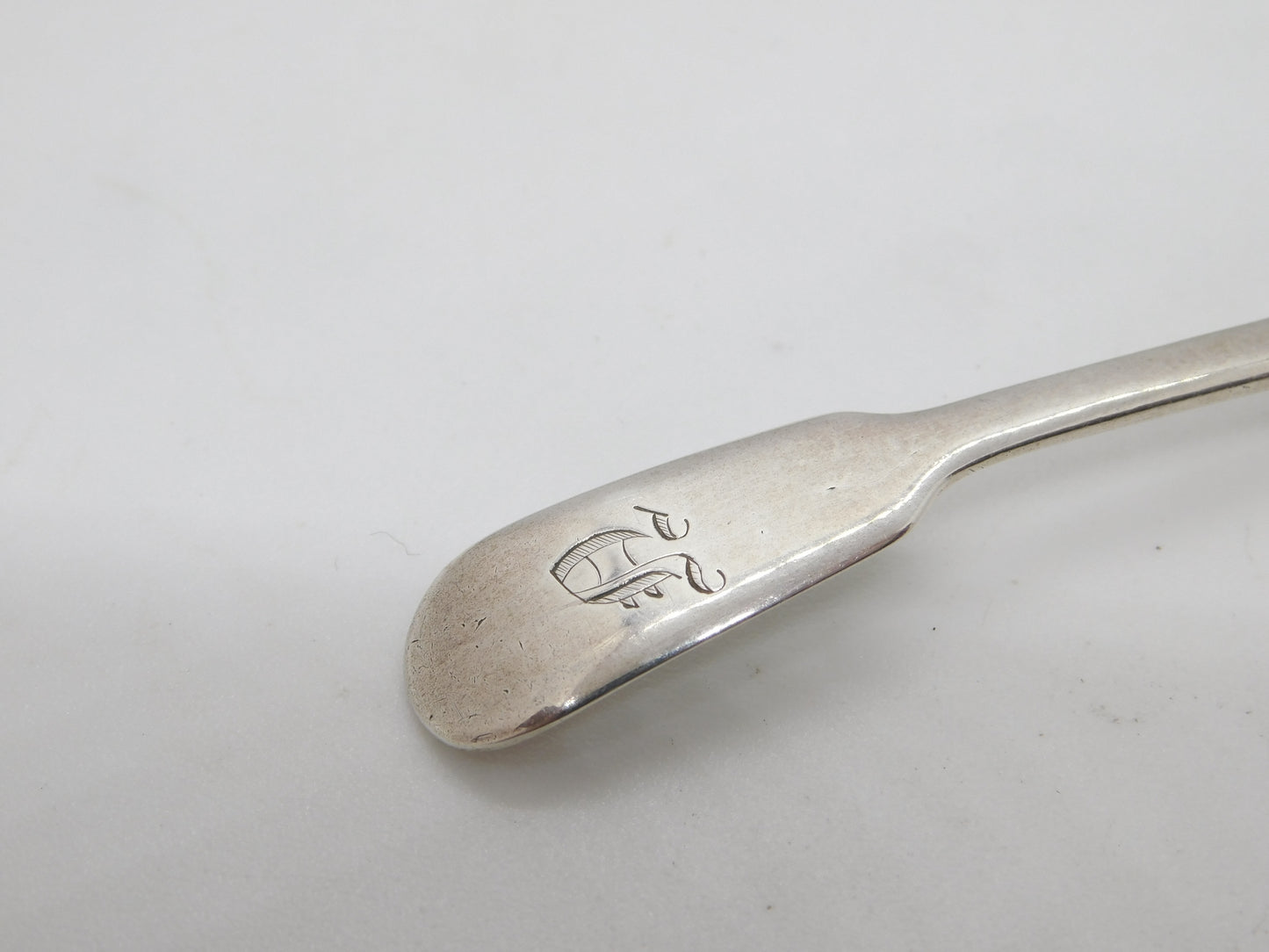 George IV Sterling Silver Leaf Pattern Tea Caddy Spoon Antique 1822 London