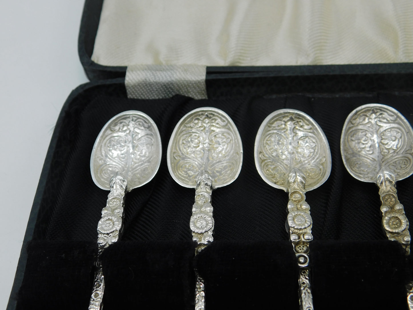 Boxed Set of Edwardian Sterling Silver Coronation Anointing Spoons 1902 Antique