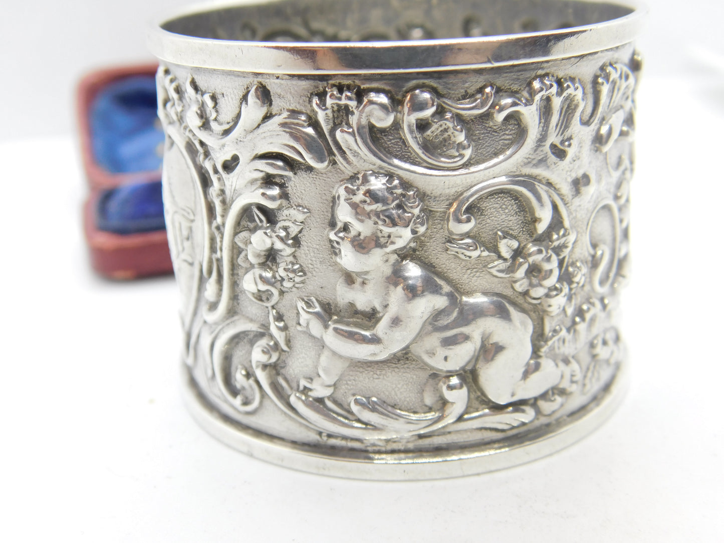 Victorian Aesthetic Sterling Silver Cherub Floral Napkin Ring 1891 Birmingham