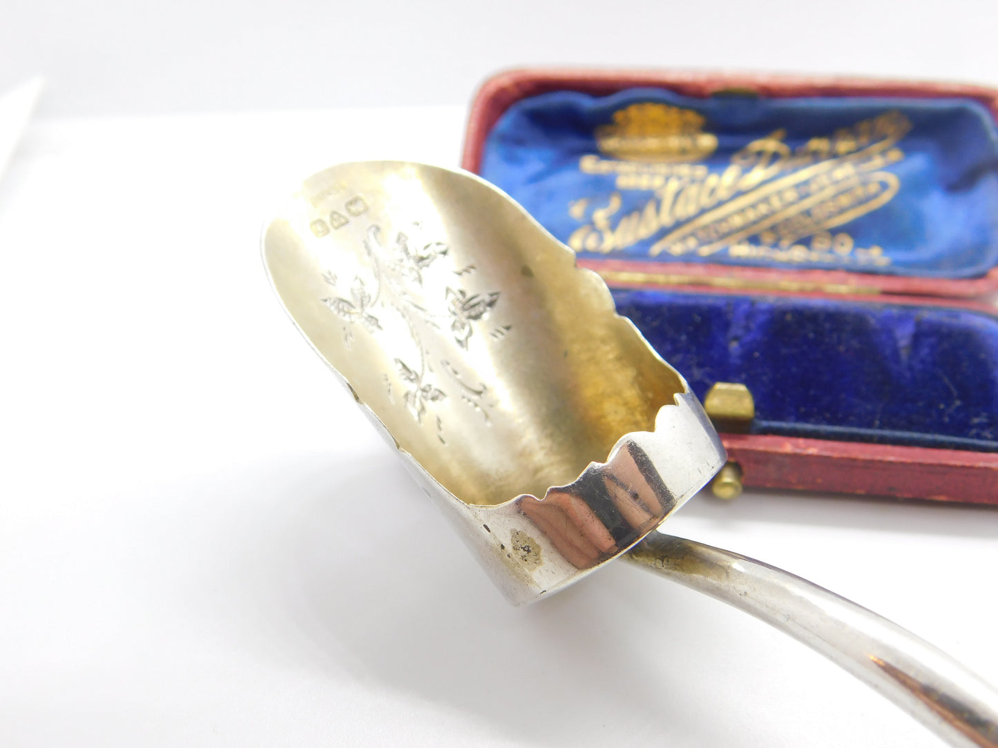 Edwardian Sterling Silver Gilt & Mother of Pearl Sugar Scoop Antique 1909 Chester