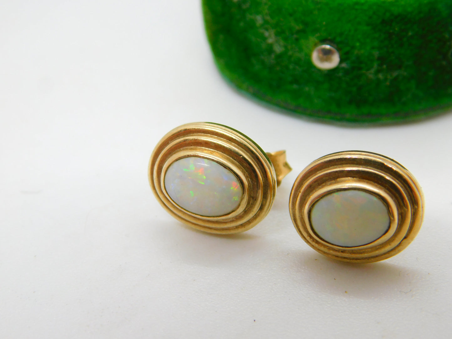 9ct Yellow Gold & Cabochon Opal Stud Earrings Vintage c1980 Birmingham