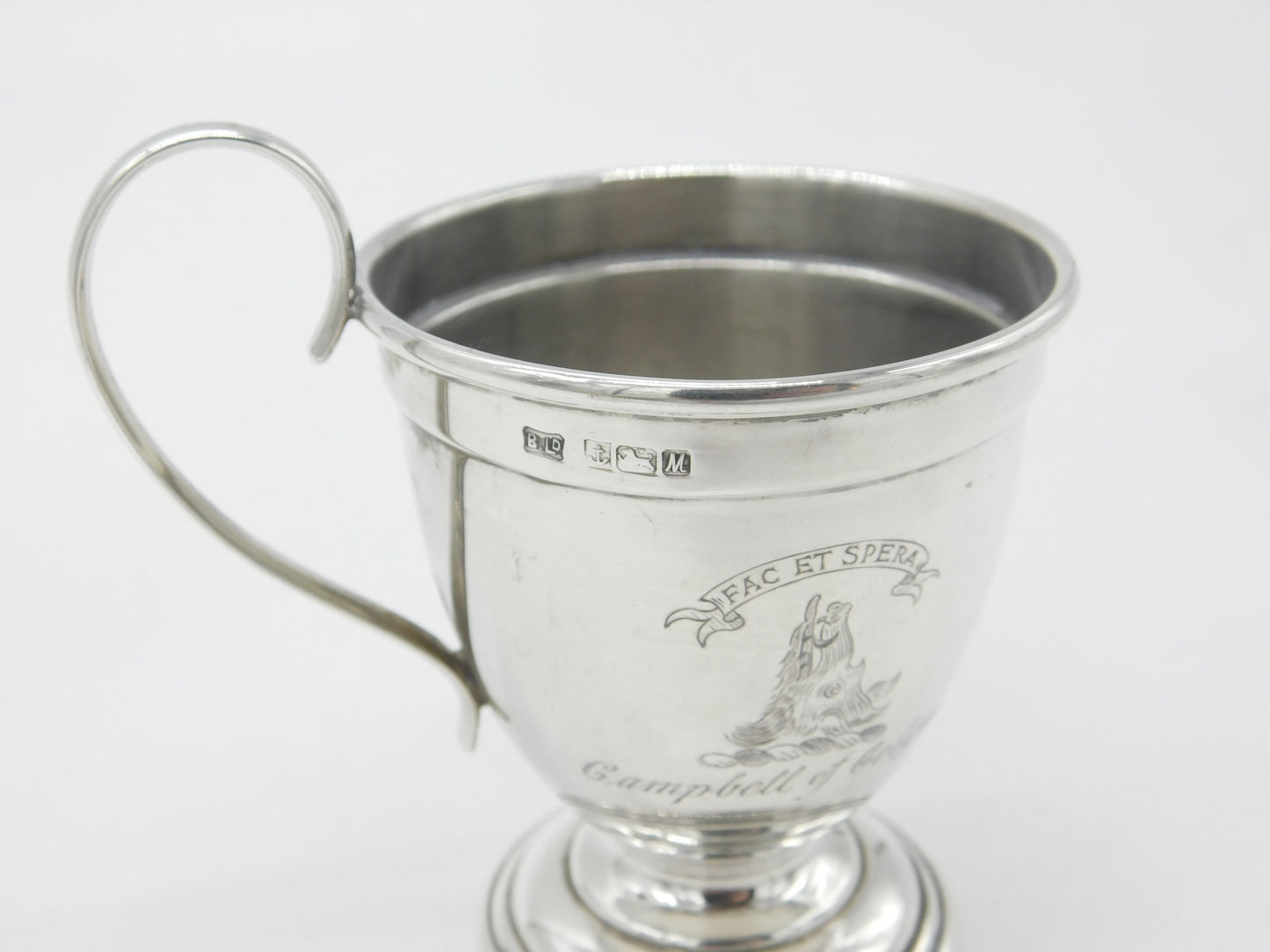 Sterling Silver Whisky Mug with Campbell of Colgrain Clan Crest 1961 Birmingham