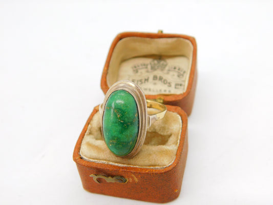 8ct Yellow Gold Cabochon Chrysoprase Dress Ring Antique c1920 Art Deco