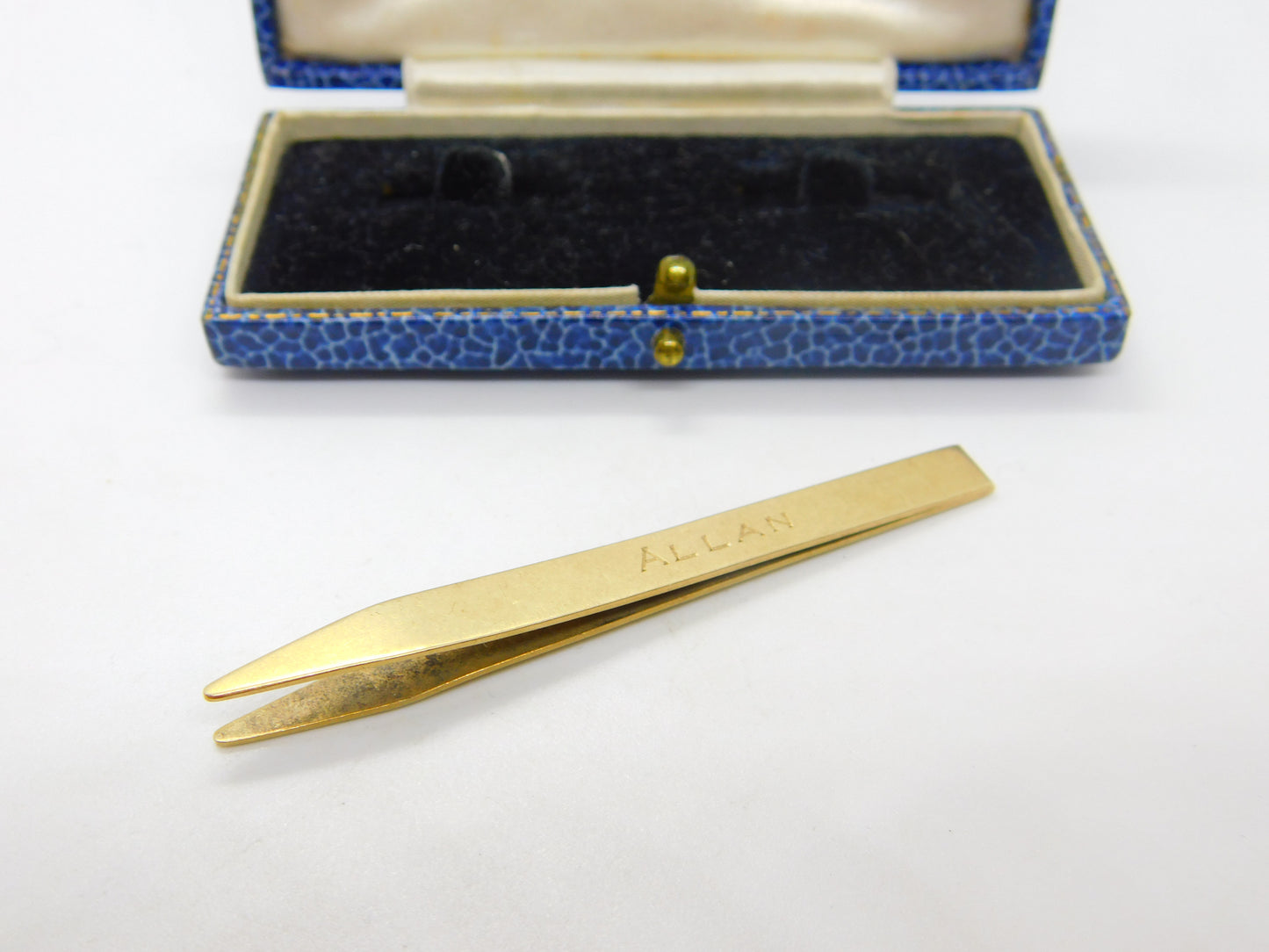 Pair of 9ct Yellow Gold Vanity Tongs or Pincers Vintage 1982 London