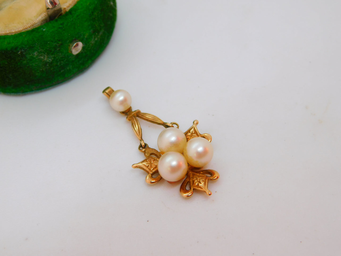 9ct Yellow Gold Pearl Set Floral Drop Pendant Vintage 1975 Birmingham