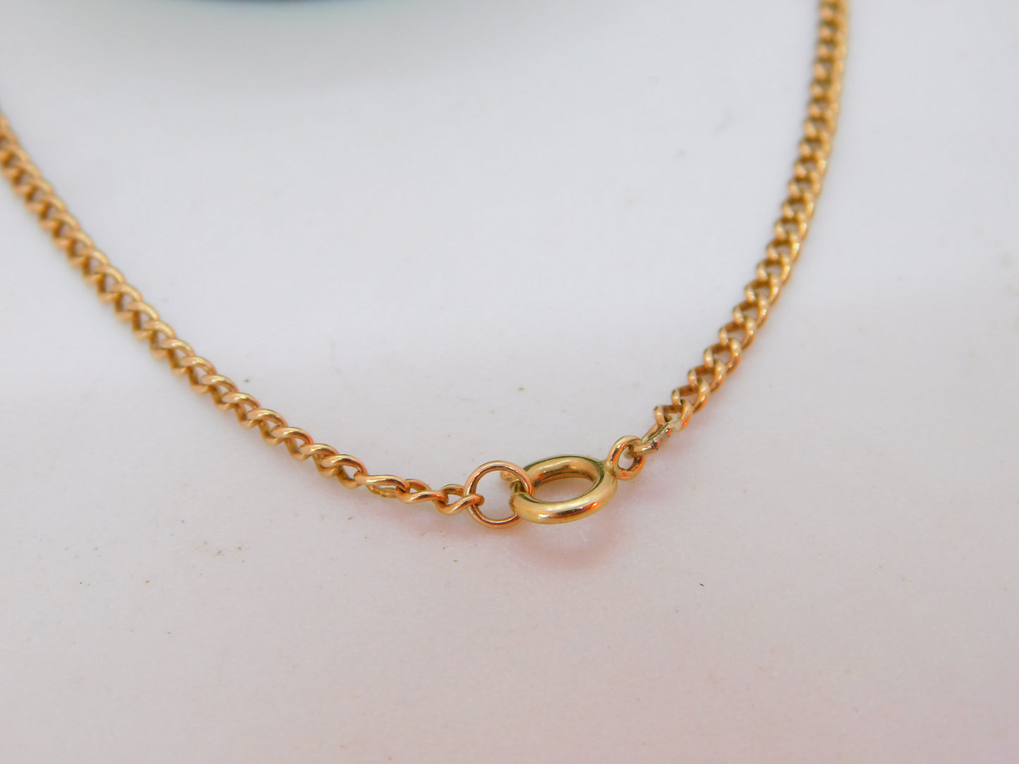 9ct Yellow Gold Essential Curb Link Chain Necklace Vintage c1970 48cm Length