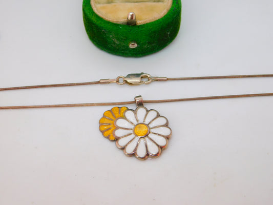 Margot De Taxco Sterling Silver Daisy Flower Enamel Pendant Necklace Vintage