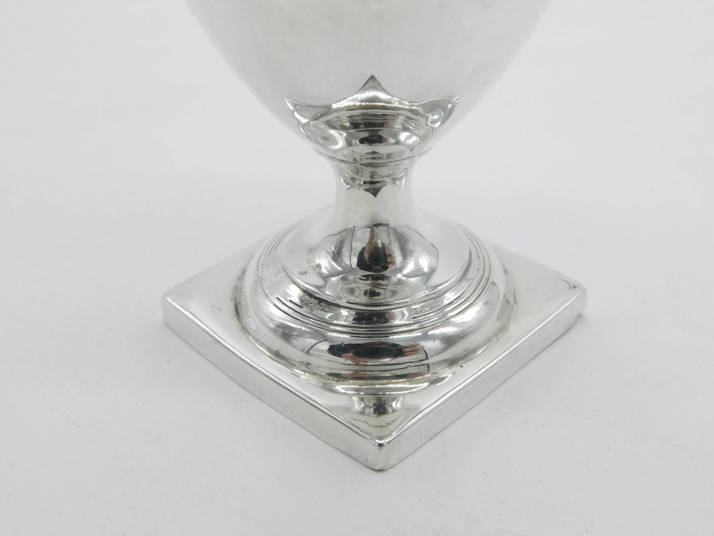 Georgian Sterling Silver Pedestal Muffineer Sugar Caster 1802 London Antique