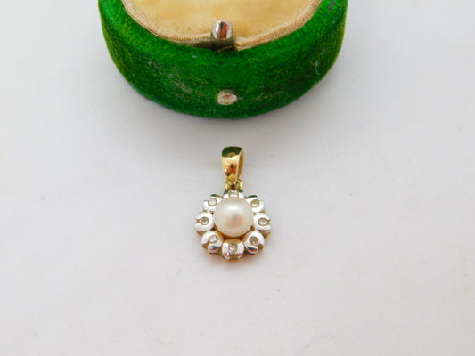 18ct Yellow Gold, Pearl & Diamond Set Floral Drop Pendant Vintage c1980